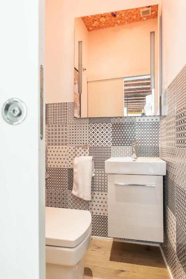 Waou Madrid Es Mia - Corta Duracion Apartment Exterior photo